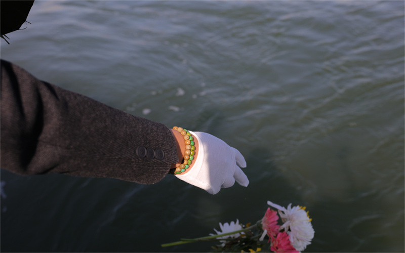 普陀山海葬案例一次结合公益演讲的纪念海葬实践记录-2