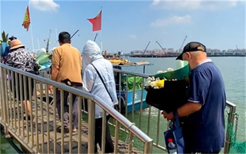 普陀山海葬案例如何安排家属接送与住宿的案例