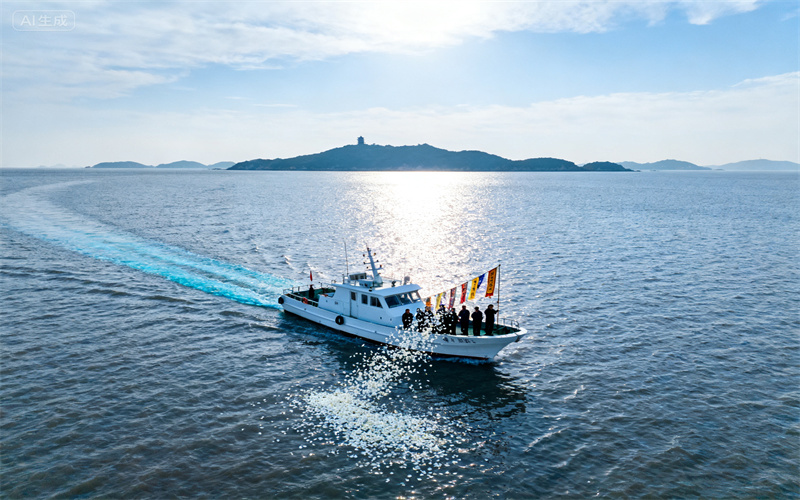 普陀山海葬案例供僧祈福与海葬仪式结合的案例-2